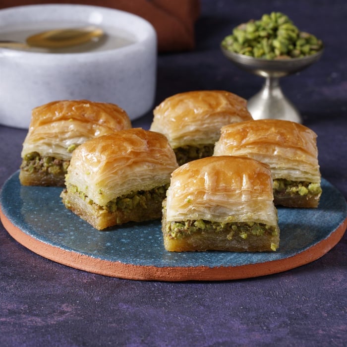 Dietary Pistachio Baklava on Tray 2.4 KG