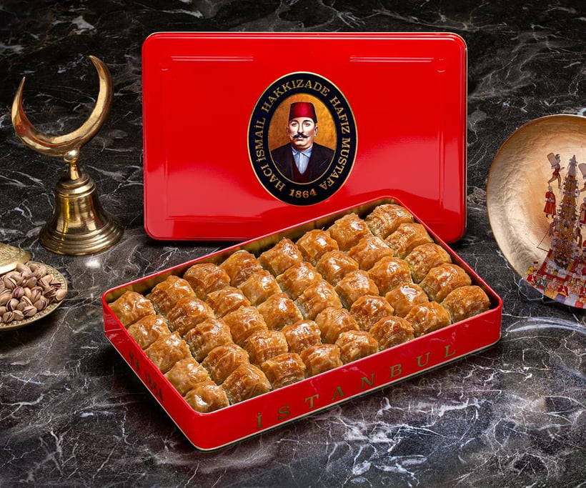 Premium Dry Baklava with Pistachio - XLarge Box