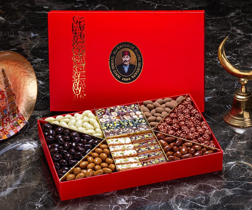 Premium Mixed Turkish Delight and Dragee Assortment  1750 G.