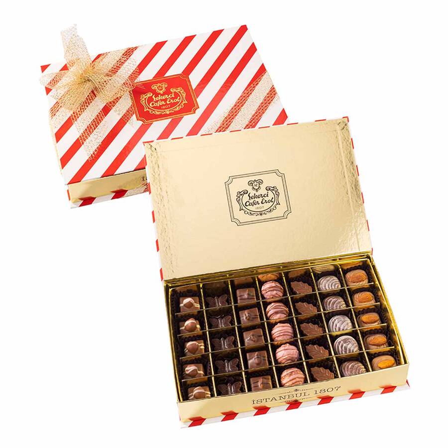 Special Chocolate in Red and White Striped Gift Box 35 Pieces