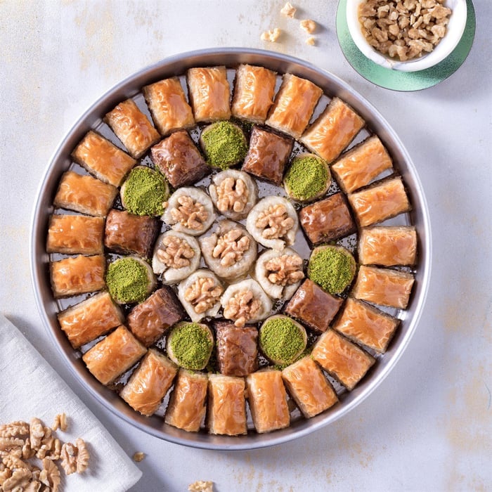 Premium Walnut Baklava 1.5 Kg. Tray