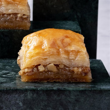 Premium Walnut Baklava 2.5 Kg. Tray