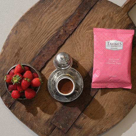 Mountain Strawberrie Flavored Unique Turkish Coffee 250 G.