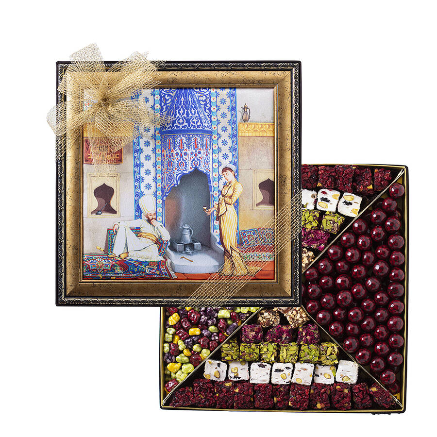 Special Turkish Delight and Dragee in Sultan Theme Framed Box 2 Kg.